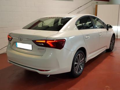 Liquidaci�n Toyota Avensis 140cv Nuevo 18.950�* - Foto 2