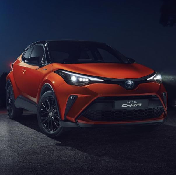 Nuevo Toyota C-HR h�brido 2020, mayor conectividad y restyling del benjam�n de la famlia - Foto